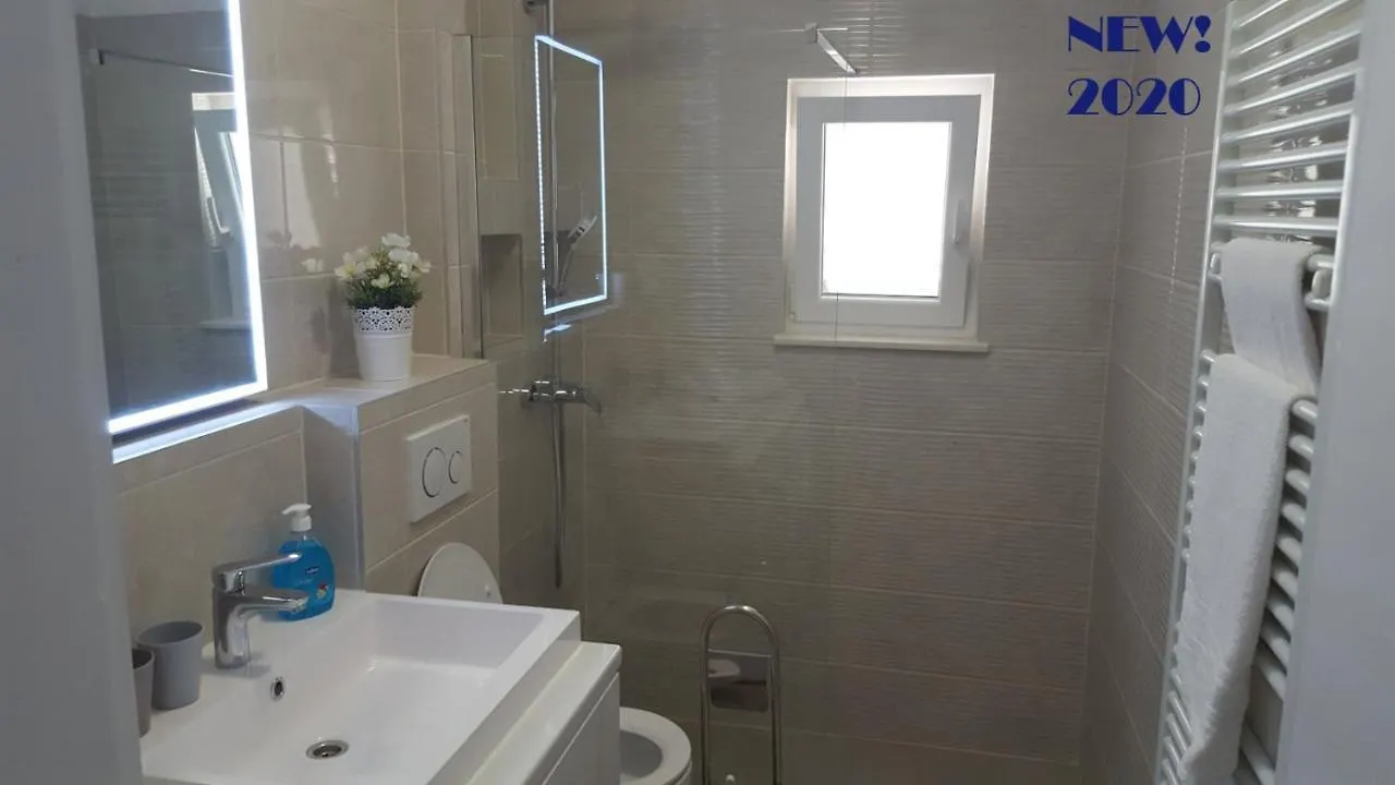 Apartments Andoria Trogir 0*,