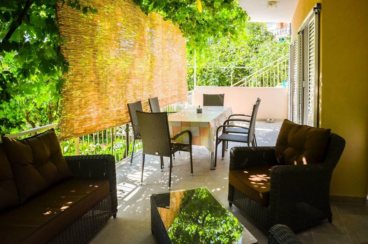 Apartments Andoria Trogir