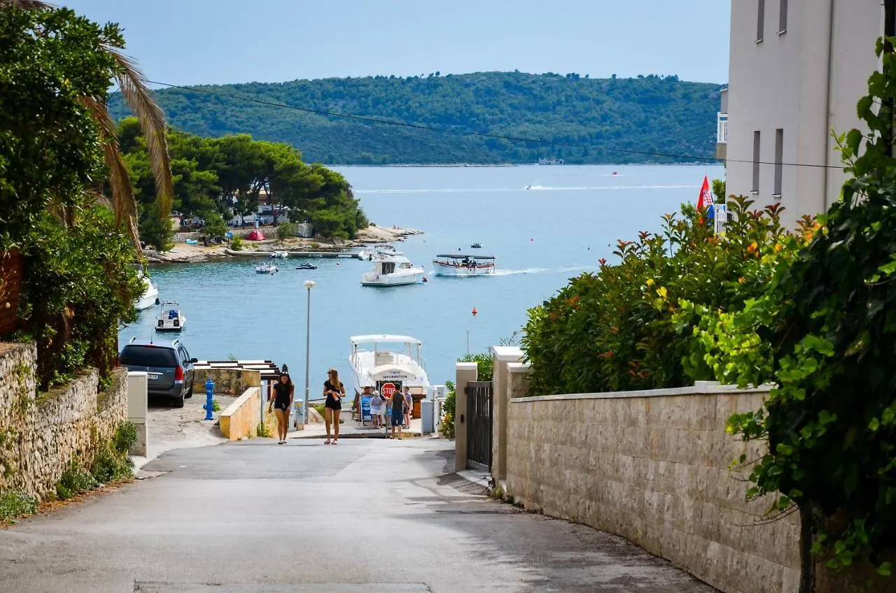 Apartments Andoria Trogir