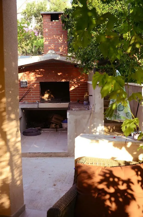 Apartments Andoria Τρογκίρ Κροατία